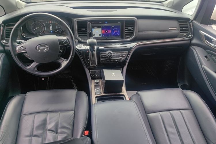 Used GAC Trumpchi M8 2020 Flagship Model 390T Prestige Edition Center Console
