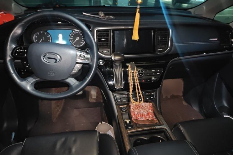 Used GAC Trumpchi M8 2020 Flagship Model 390T Deluxe Edition Center Console