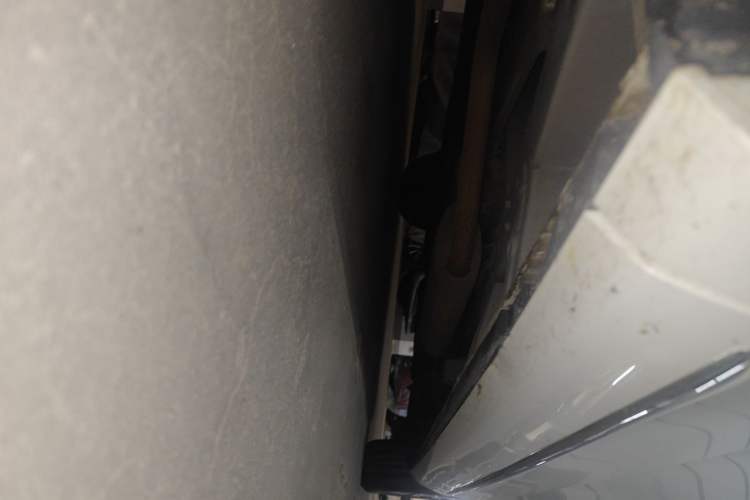 Used GAC Trumpchi M8 2020 390T Deluxe Edition Chassis Front Left