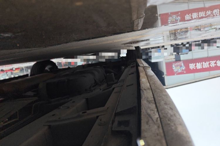 Used GAC Trumpchi M8 2020 Flagship Model 390T Prestige Edition Chassis Front Right