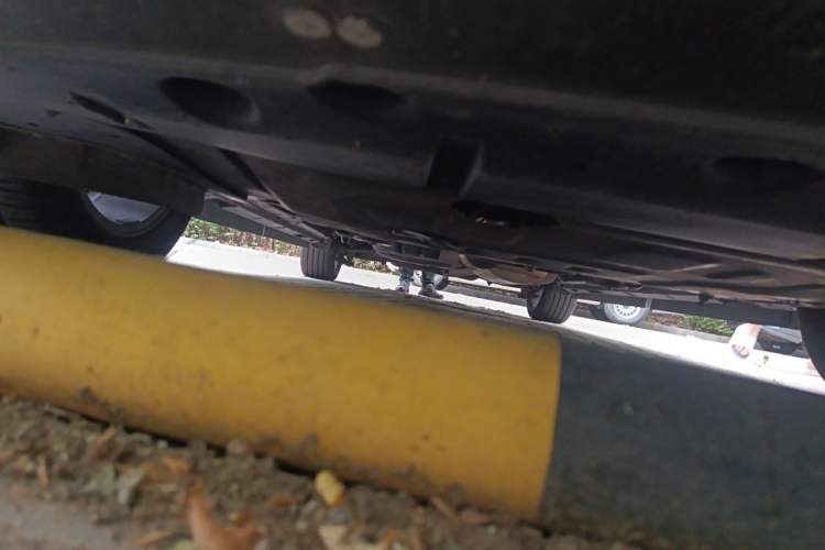 Used GAC Trumpchi M8 2020 Master Edition 390T Supreme Version Chassis Front Right