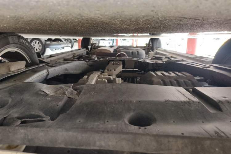 Used GAC Trumpchi M8 2020 390T Deluxe Edition Chassis Front