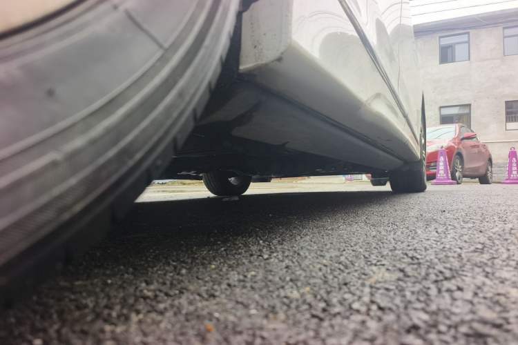 Used GAC Trumpchi M8 2020 Flagship Model 390T Supreme Edition Chassis Rear Right