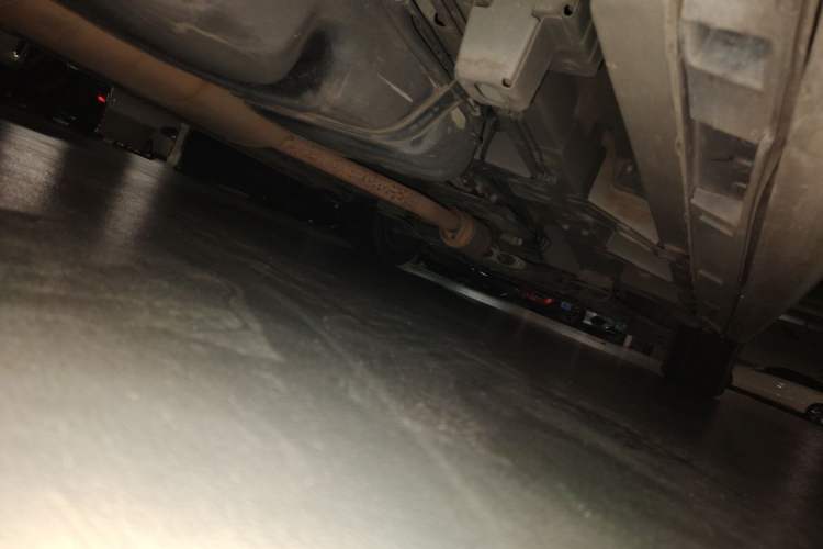 Used GAC Trumpchi M8 2020 Flagship Model 390T Deluxe Edition Chassis Rear Right