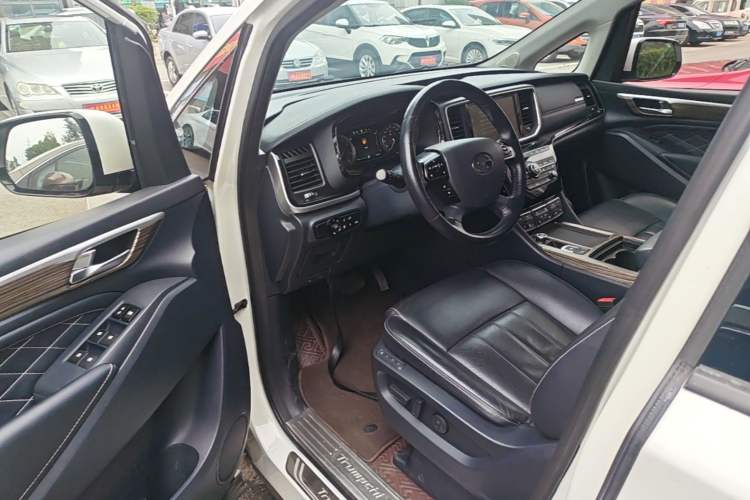 Used GAC Trumpchi M8 2020 Flagship 390T Navigation Model Driver Seat