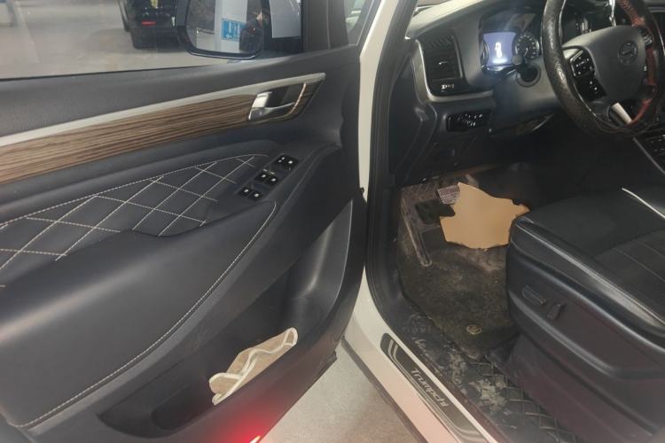 Used GAC Trumpchi M8 2020 390T Deluxe Edition Driver Seat