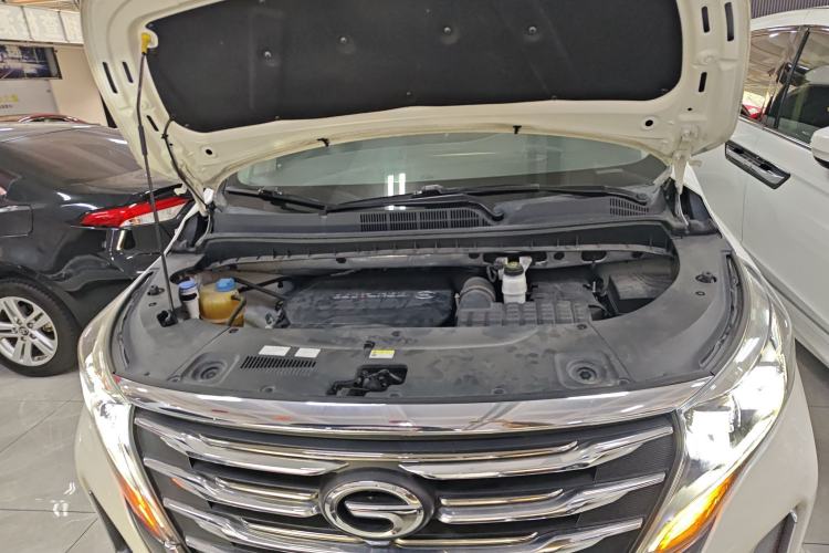 Used GAC Trumpchi M8 2020 Flagship Model 390T Deluxe Edition Engine Bay