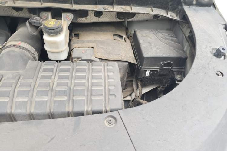 Used GAC Trumpchi M8 2020 Flagship Model 390T Prestige Edition Engine Bay Left