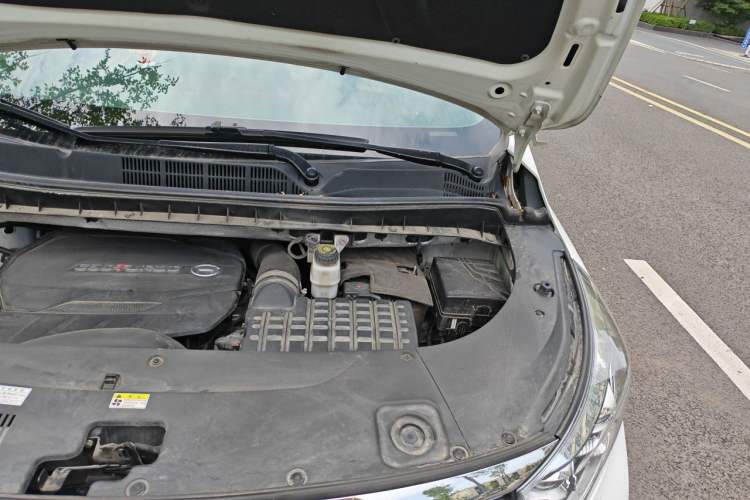 Used GAC Trumpchi M8 2020 Flagship Model 390T Supreme Edition Engine Bay Left