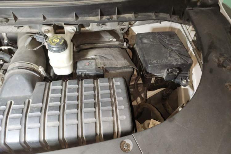 Used GAC Trumpchi M8 2020 Flagship Model 390T Deluxe Edition Engine Bay Left