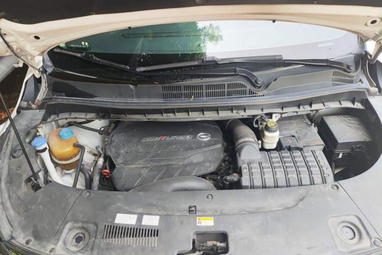 Used GAC Trumpchi M8 2020 Flagship Model 390T Prestige Edition Engine Bay