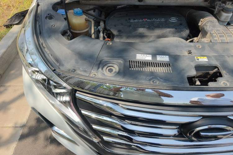 Used GAC Trumpchi M8 2020 Flagship Model 390T Luxury Edition Engine Bay Right