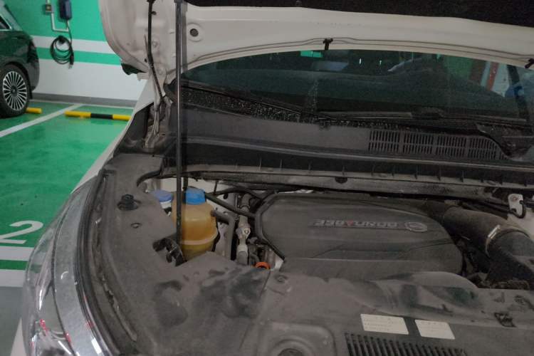 Used GAC Trumpchi M8 2020 Flagship 390T Navigation Model Engine Bay Right
