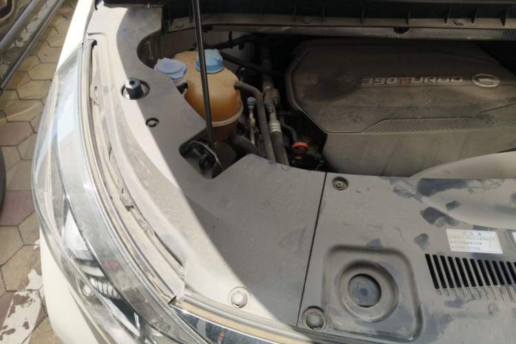 Used GAC Trumpchi M8 2020 390T Deluxe Edition Engine Bay Right