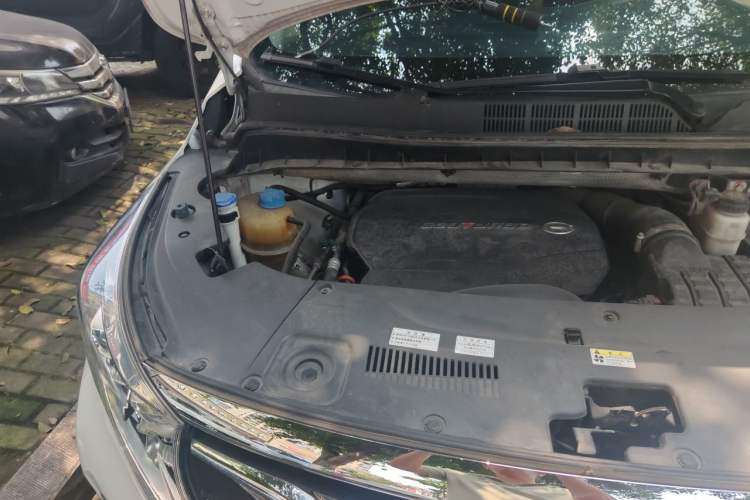 Used GAC Trumpchi M8 2020 Flagship Model 390T Prestige Edition Engine Bay Right
