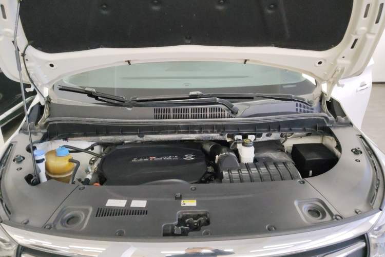 Used GAC Trumpchi M8 2020 Flagship Model 390T Deluxe Edition Engine Bay