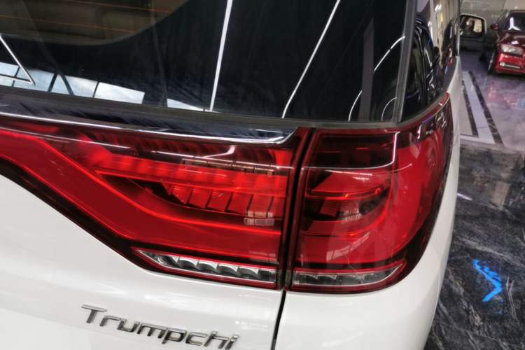 Used GAC Trumpchi M8 2020 Flagship Model 390T Luxury Edition Exterior 3