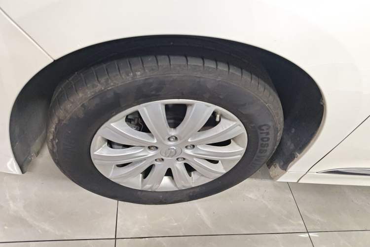 Used GAC Trumpchi M8 2020 Flagship Model 390T Deluxe Edition Exterior 4