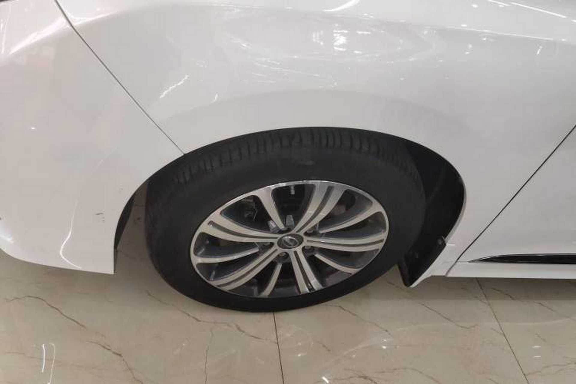 Used GAC Trumpchi M8 2020 Flagship Model 390T Supreme Edition Exterior 4