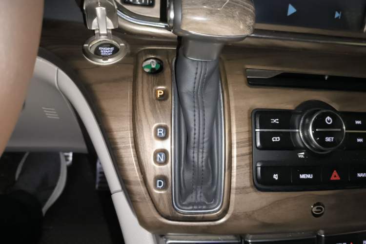 Used GAC Trumpchi M8 2020 Flagship Model 390T Prestige Edition Gear Lever