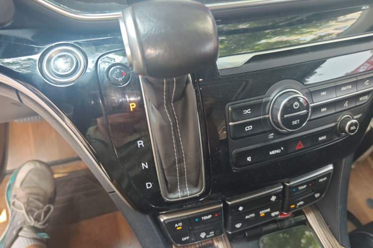 Used GAC Trumpchi M8 2020 Flagship Model 390T Prestige Edition Gear Lever