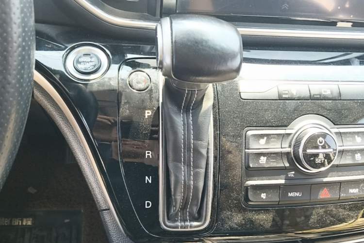 Used GAC Trumpchi M8 2020 Flagship Model 390T Supreme Edition Gear Lever