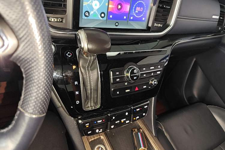 Used GAC Trumpchi M8 2020 Flagship Model 390T Prestige Edition Gear Lever