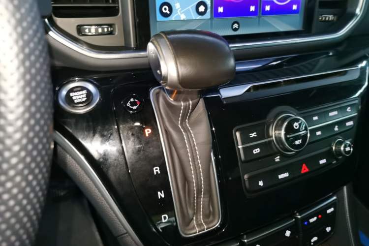 Used GAC Trumpchi M8 2020 Flagship Model 390T Prestige Edition Gear Lever