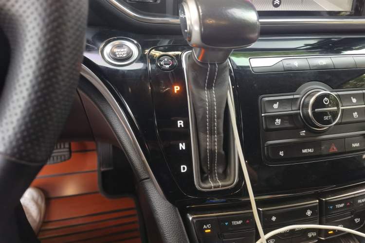 Used GAC Trumpchi M8 2020 Master Edition 390T Supreme Version Gear Lever