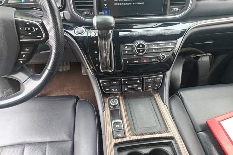 Used GAC Trumpchi M8 2020 Flagship 390T Navigation Model Gear Lever