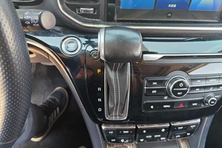 Used GAC Trumpchi M8 2020 Flagship Model 390T Prestige Edition Gear Lever