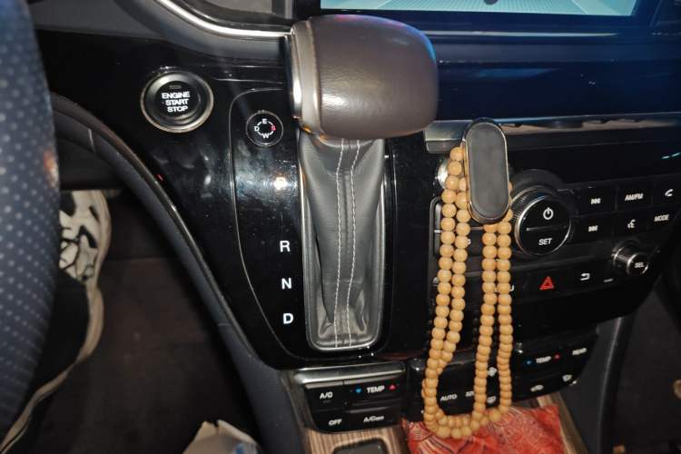 Used GAC Trumpchi M8 2020 Flagship Model 390T Deluxe Edition Gear Lever