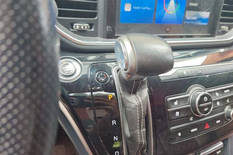 Used GAC Trumpchi M8 2020 Flagship Model 390T Supreme Edition Gear Lever