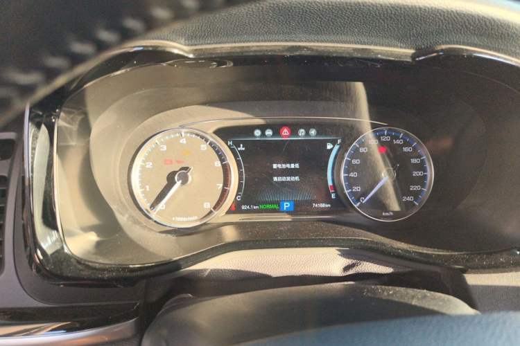 Used GAC Trumpchi M8 2020 Flagship 390T Navigation Model Instrument Cluster