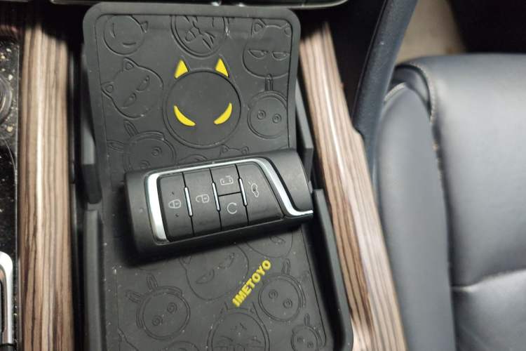 Used GAC Trumpchi M8 2020 390T Deluxe Edition Interior 1