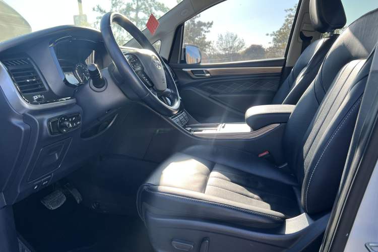Used GAC Trumpchi M8 2020 390T Deluxe Edition Interior 1