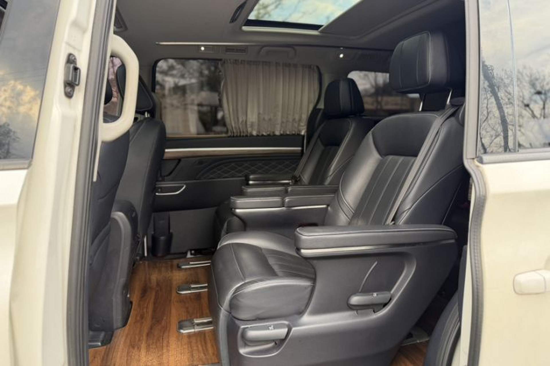 Used GAC Trumpchi M8 2020 390T Deluxe Edition Interior 11