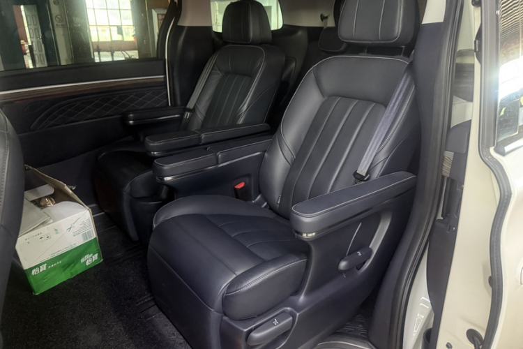 Used GAC Trumpchi M8 2020 Flagship Model 390T Supreme Edition Interior 2