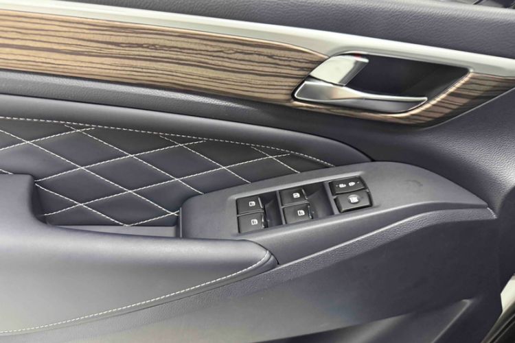 Used GAC Trumpchi M8 2020 Flagship Model 390T Supreme Edition Interior 2
