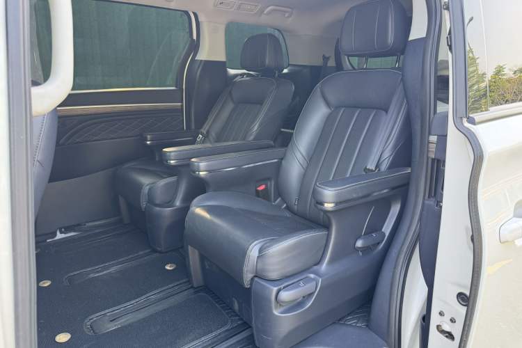 Used GAC Trumpchi M8 2020 Flagship Model 390T Deluxe Edition Interior 2
