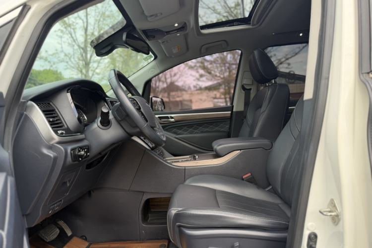 Used GAC Trumpchi M8 2020 390T Deluxe Edition Interior 2