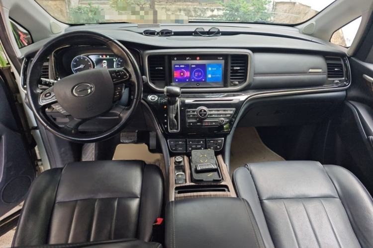 Used GAC Trumpchi M8 2020 390T Deluxe Edition Interior 2