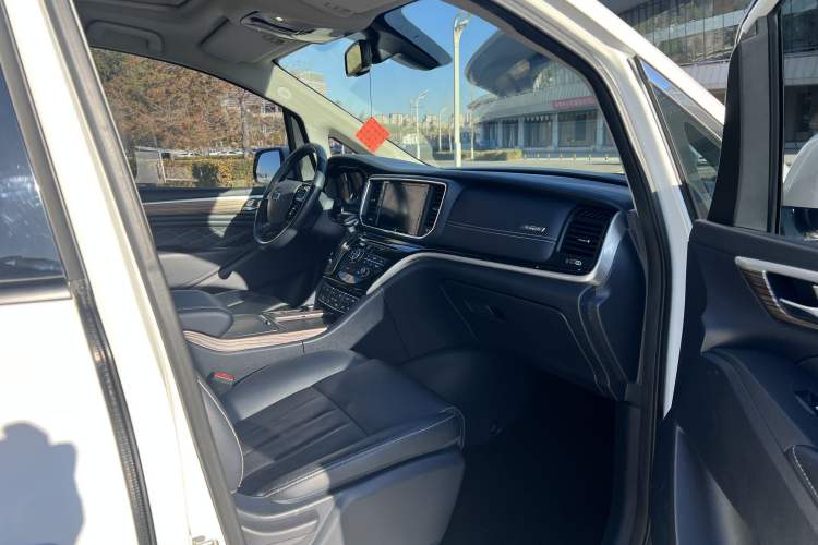 Used GAC Trumpchi M8 2020 390T Deluxe Edition Interior 3