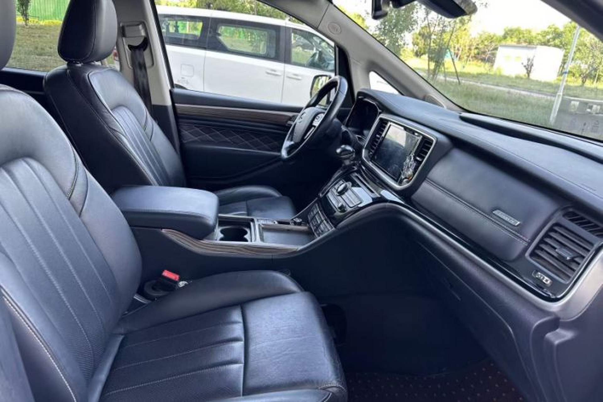 Used GAC Trumpchi M8 2020 Flagship Model 390T Prestige Edition Interior 4