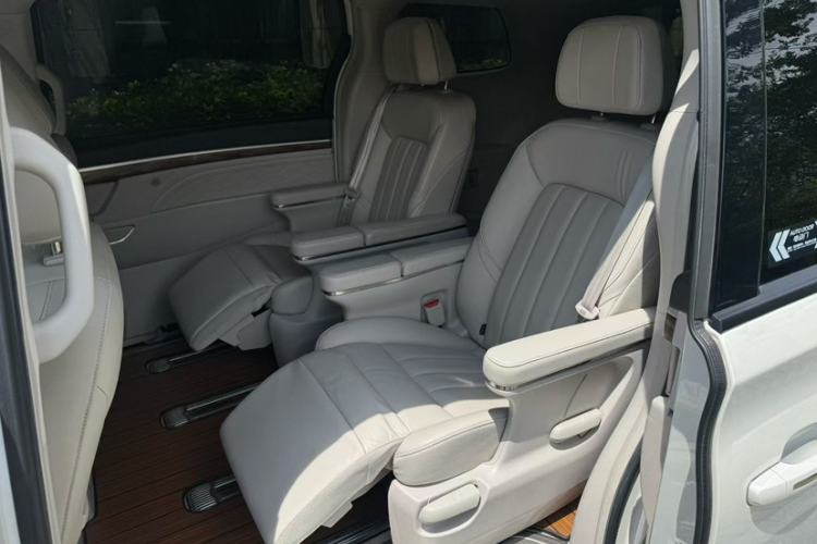 Used GAC Trumpchi M8 2020 Flagship Model 390T Supreme Edition Interior 4