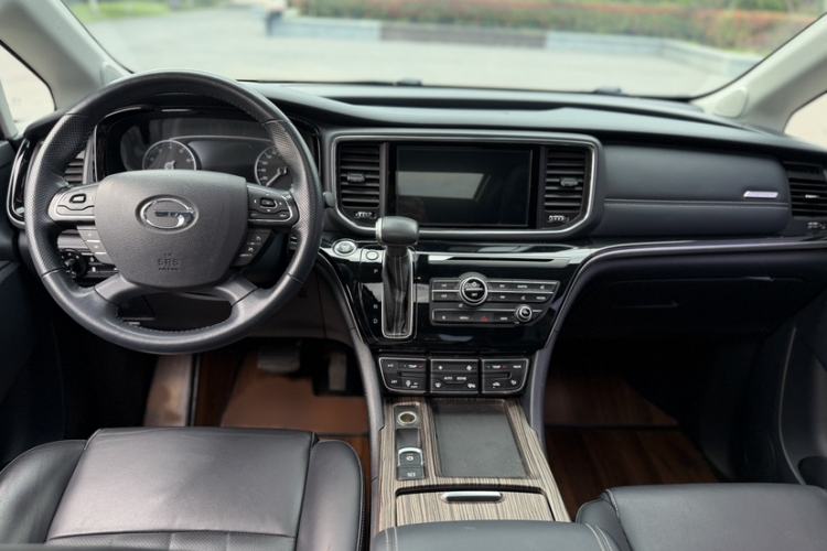 Used GAC Trumpchi M8 2020 390T Deluxe Edition Interior 4