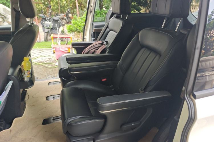 Used GAC Trumpchi M8 2020 390T Deluxe Edition Interior 4
