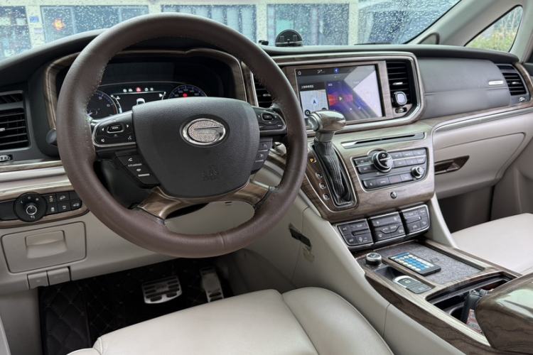 Used GAC Trumpchi M8 2020 Flagship Model 390T Prestige Edition Interior 6