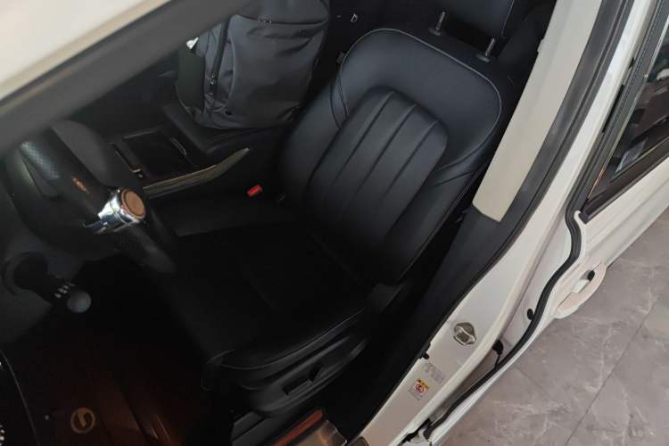 Used GAC Trumpchi M8 2020 Flagship Model 390T Prestige Edition Left Front Seat
