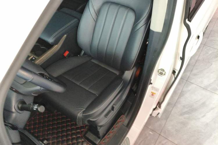 Used GAC Trumpchi M8 2020 Master Edition 390T Deluxe Version Left Front Seat